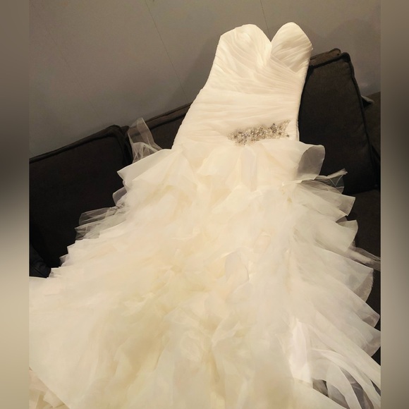 Morilee by Madeline Gardner Wedding Dress Size 6 Gorgeous Mermaid Style - Picture 8 of 10